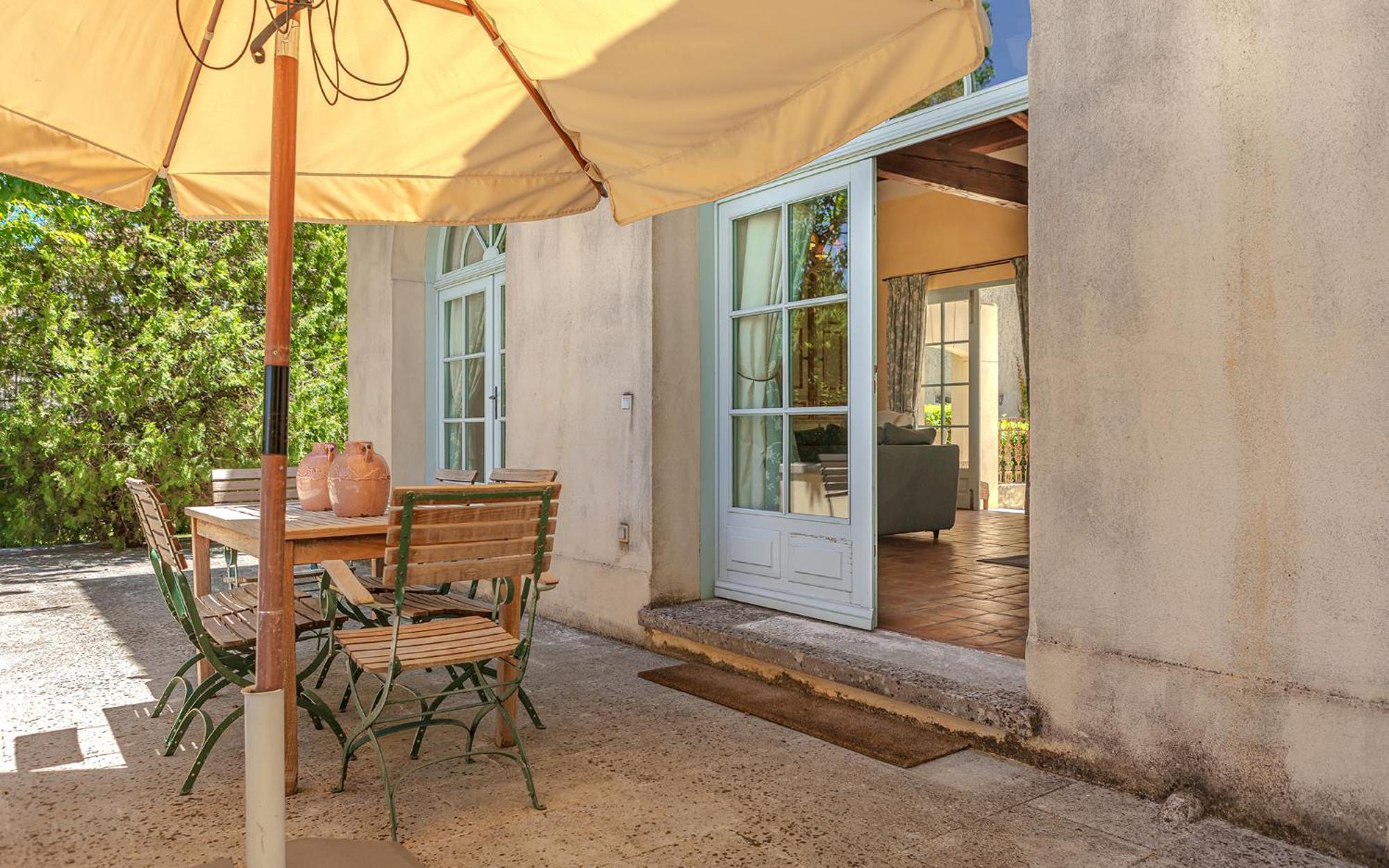 Chateau Talaud Loriol-du-Comtat Quarto foto