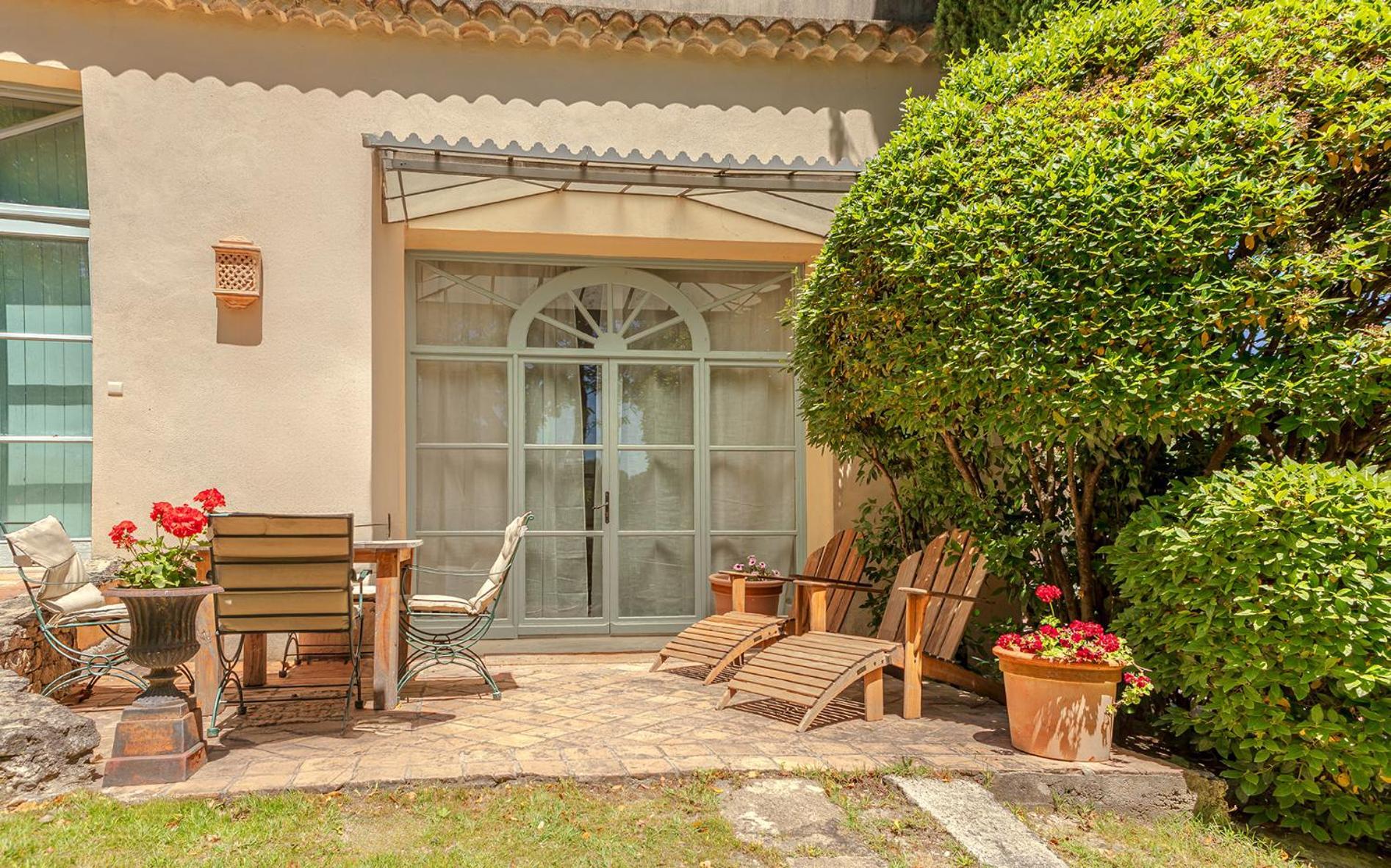 Chateau Talaud Loriol-du-Comtat Quarto foto